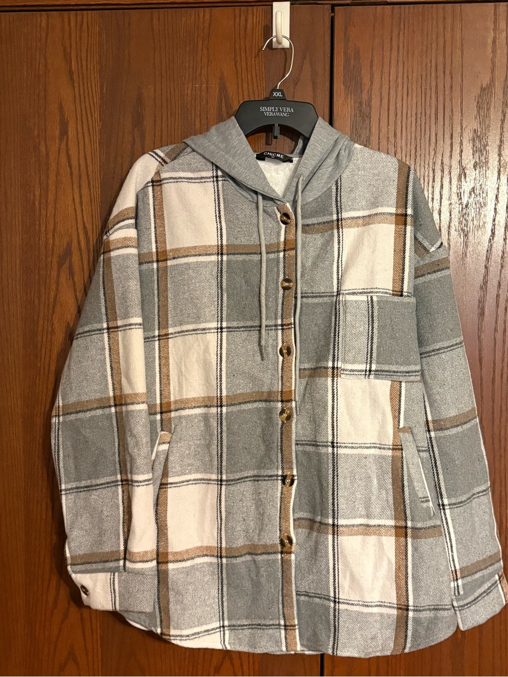 Chicme Gray Cream and Tan Plaid Hooded Utility Jacket